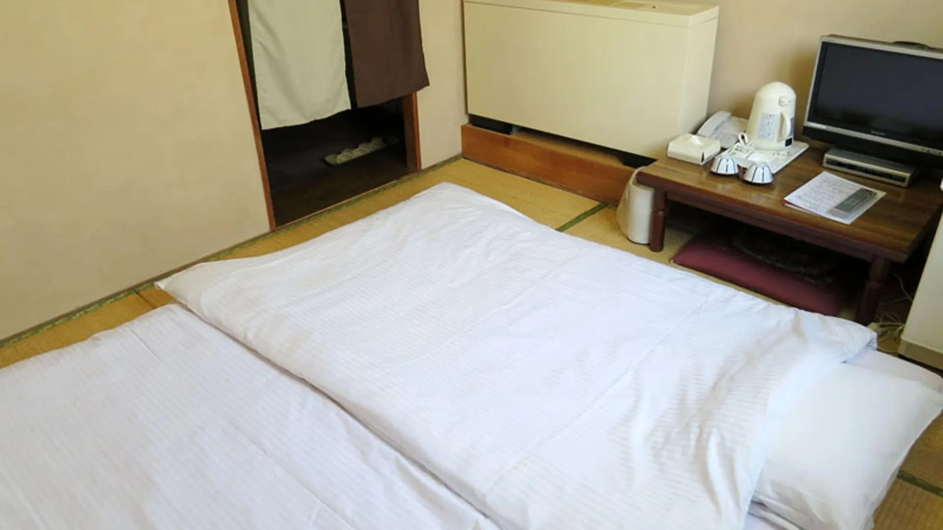 Heiwadai Hotel Arato Fukuoka